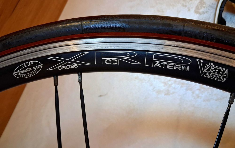 Rower szosowy Contoura Vuelta Koła 28 Shimano