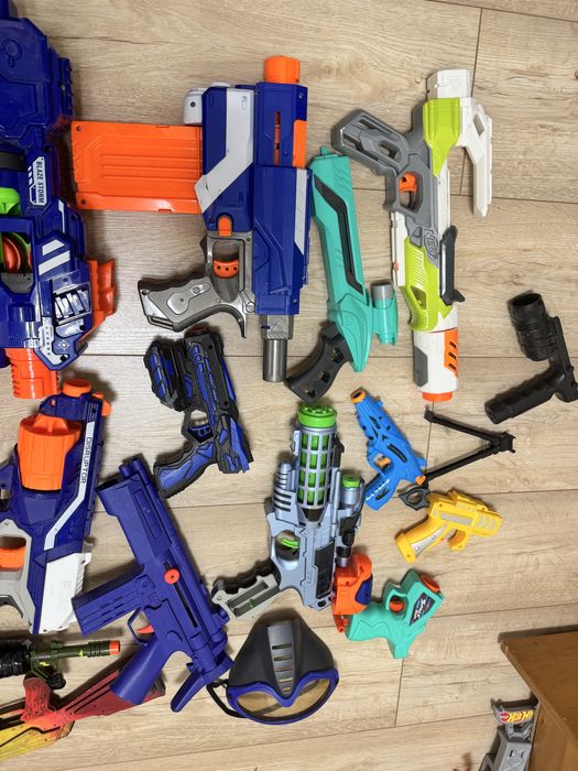 Автомати пвстолета Nerf