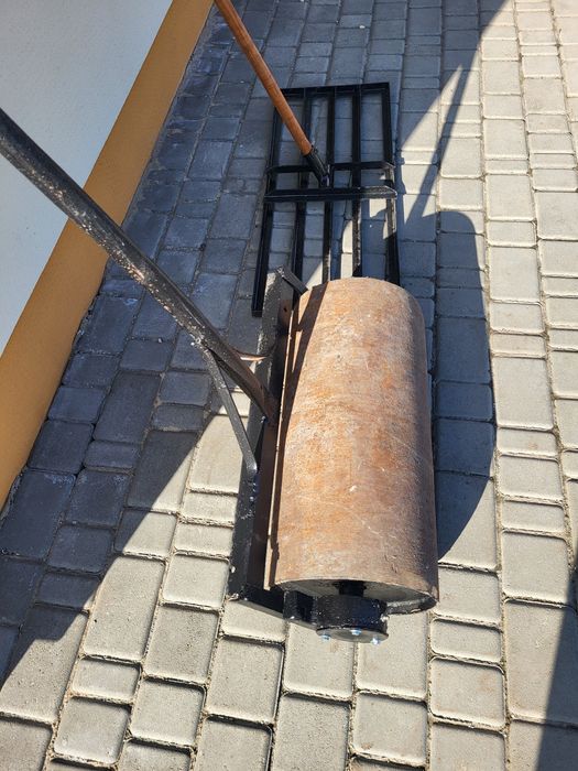 Оренда каток розрівнювач  грунту