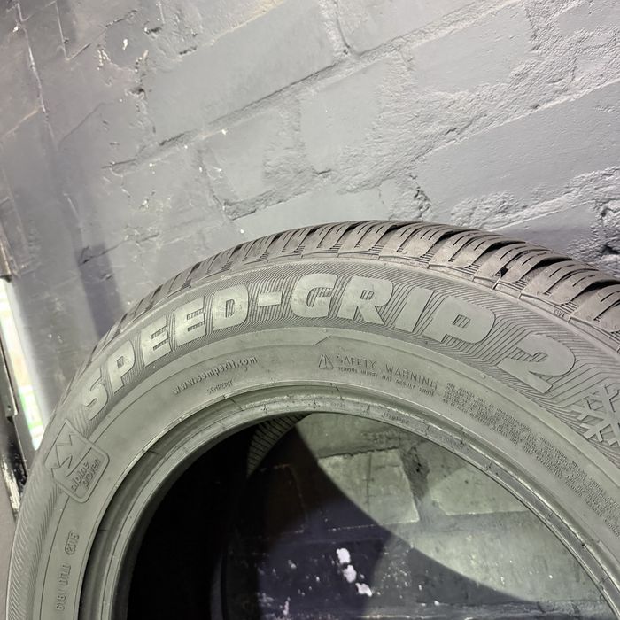 2шт 235/65 R17 Semperit Speed-Grip 2