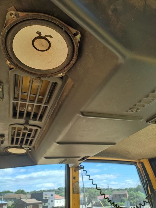Retro- Escavadora Komatsu WB93R