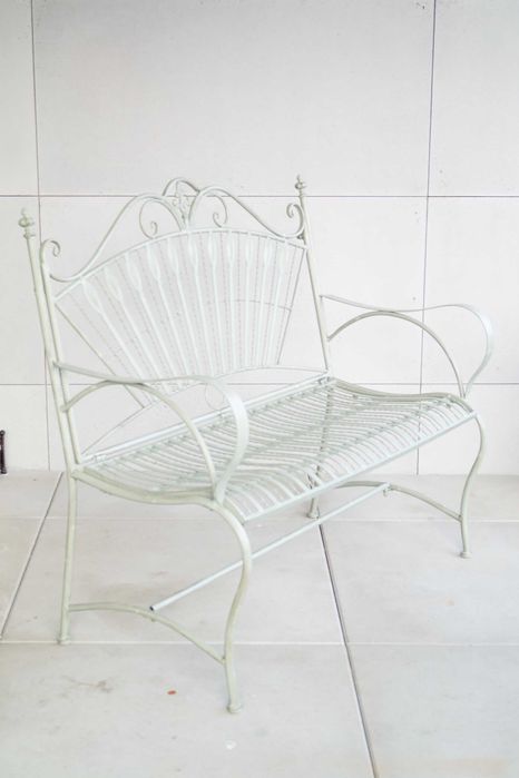 Metalowa ławka ogrodowa zielona patynowana retro 1