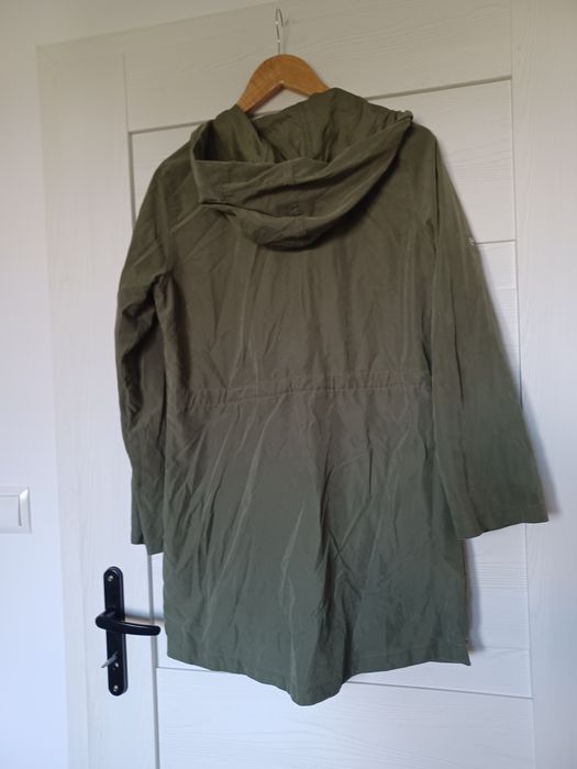 Damski płaszcz rozmiar M Cropp cienki