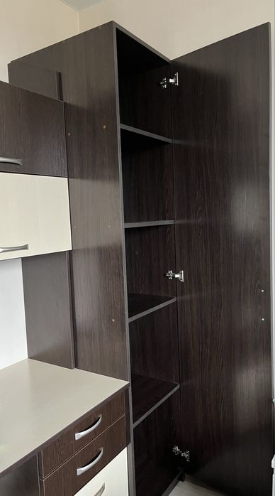 Стіл-шафа  офісний