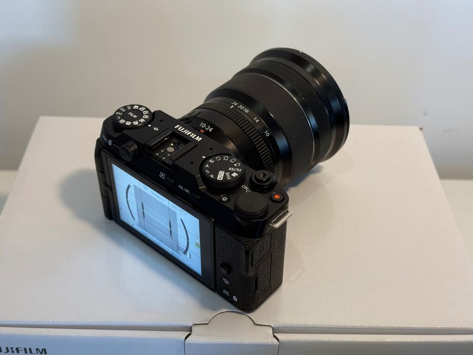 Fujifilm xm5 + XC 15-45mm