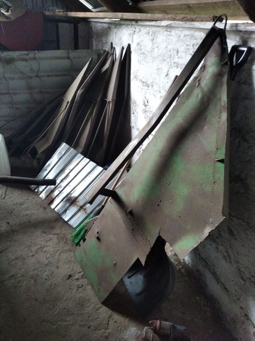 Приставка для збирання соняшнику ДОН