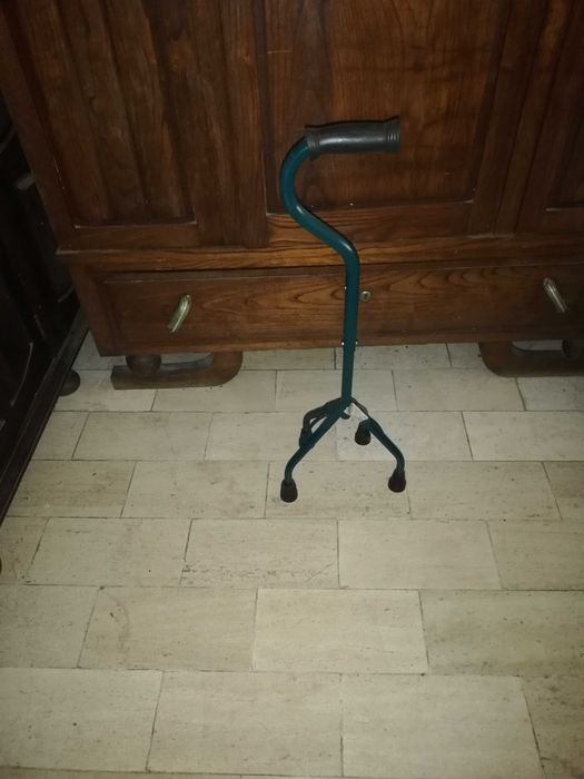 Tripé de apoio Novo