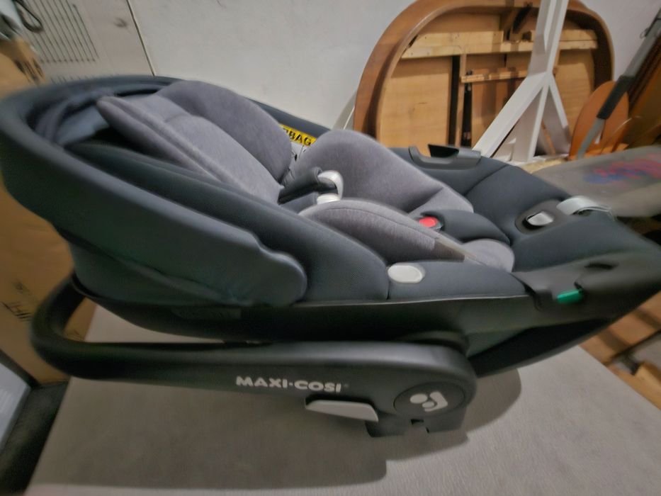 Cadeira Auto Maxi-Cosi - Pebble 360