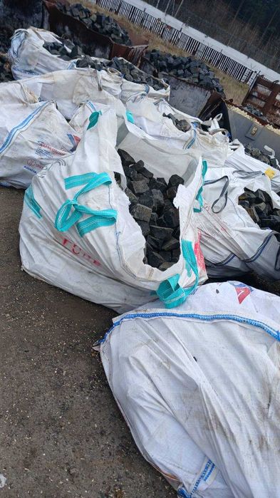 Колота бруківка з базальту, базальт, 10х10х5 см., в наявності