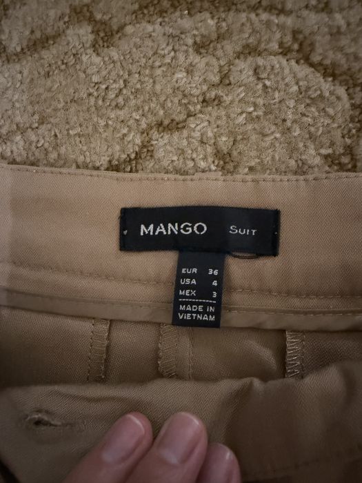 Легкие брюки Mango