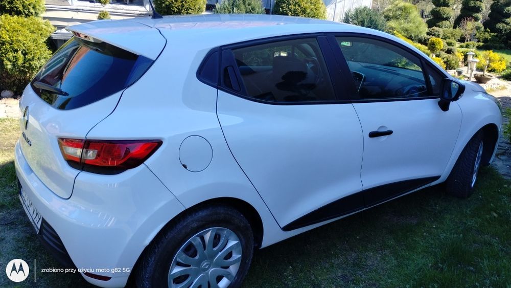 Renault Clio niski przebieg salon