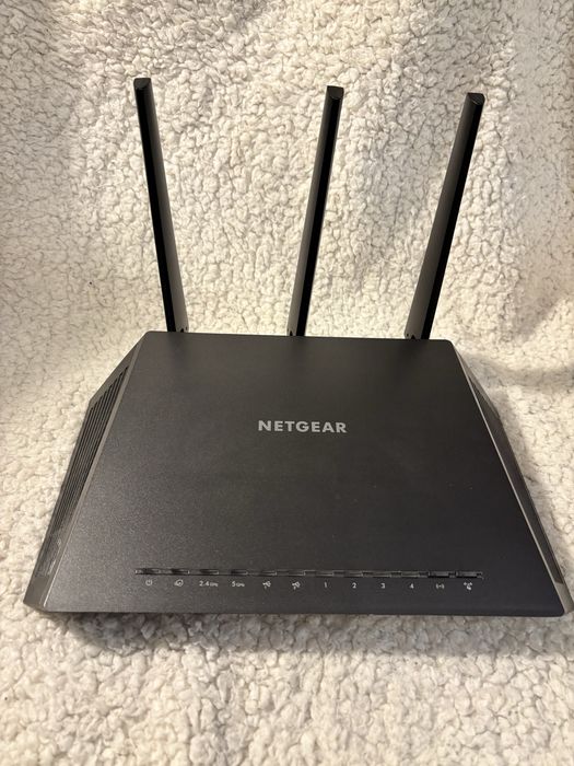 Router gaming nighthawk AC1900 R7000 80€