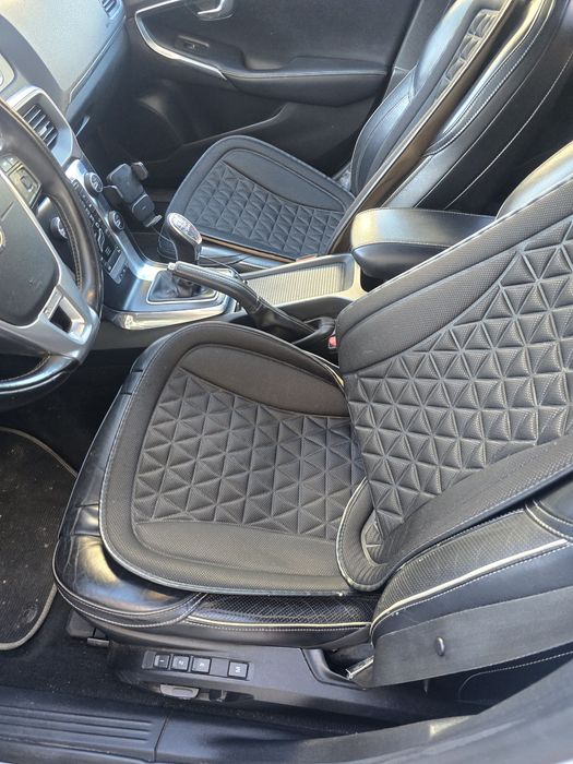 Volvo v40 em muito bom estado