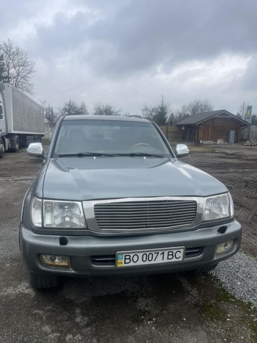 Тойота лендкрузер 100 ювілейна