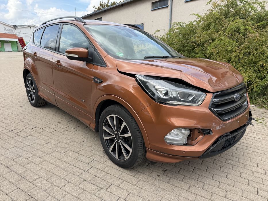 Ford Kuga St Line 2.0 Tdci Lift 4x4 AWD Led