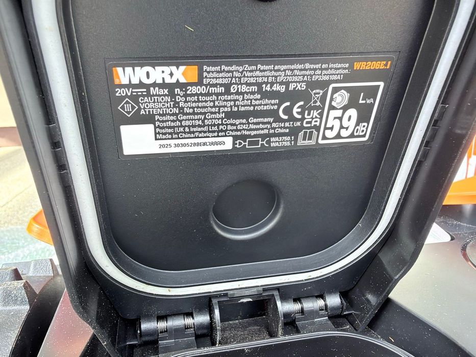 Robot Koszący Worx Landroid WR206E.1 M600, Bez Kabla, Jak nowy