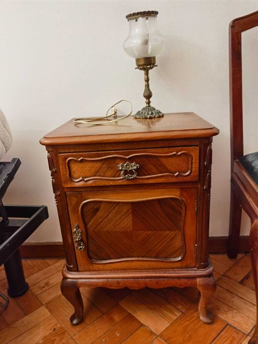 Mobilia de Quarto completa muito bonita e em bom estado