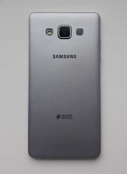 Samsung Galaxy A5 2015 ледь живий