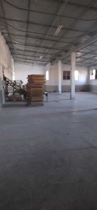 Здається в Оренду складське приміщення район заводу Комунар