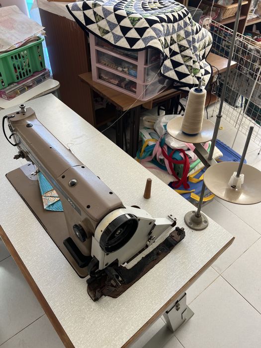 Maquina de costura semi industrial