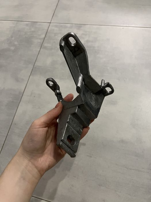 Підлокітник шкіряний Golf 4,Skoda