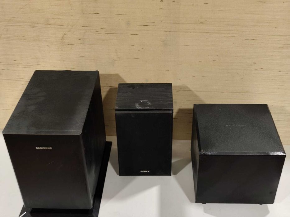 2 Subwoofer e 1 Coluna de som