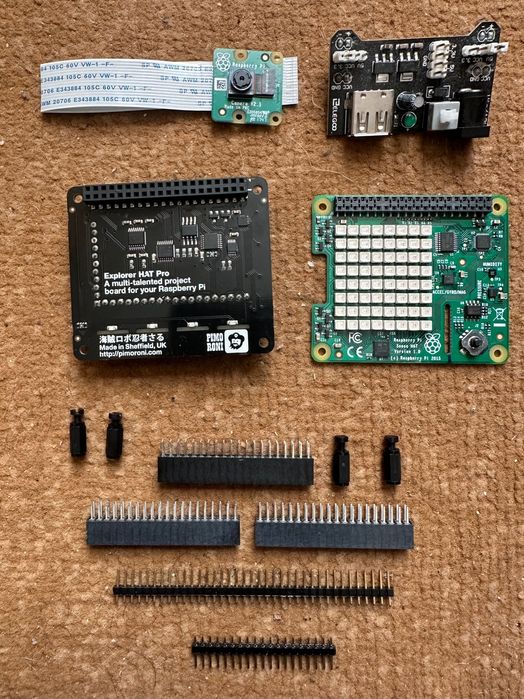 Плати розширення для міні ПК Raspberry Pi такі як Explorer і Sense HAT