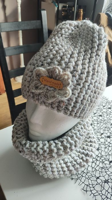 Komplety dziergane recznie