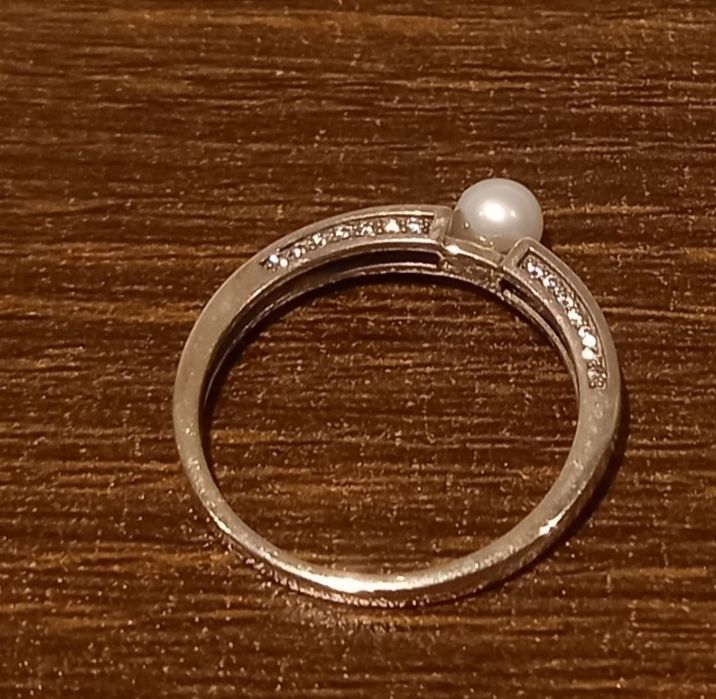 Anel de prata com pérola