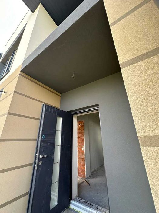 Продається будинок (дуплекс) в місті/ТЦ ВЕЛЕС/Міські комунікації, ГАЗ