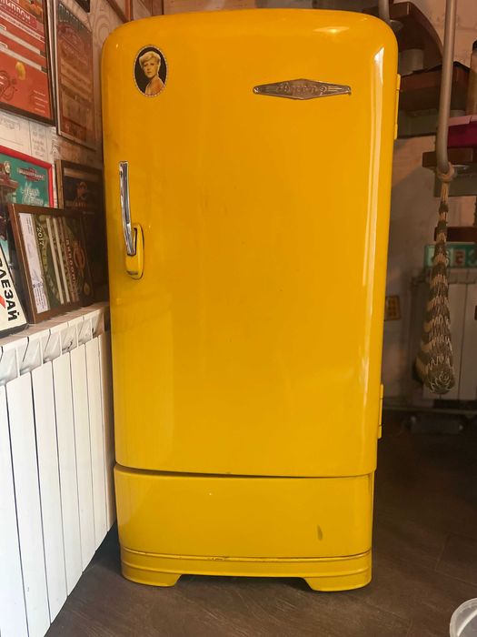 дизайнерський холодильник Днепр після реставрації