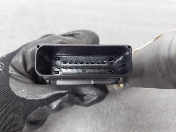 Motor vidro trás direito VOLKSWAGEN Golf IV (1J1)