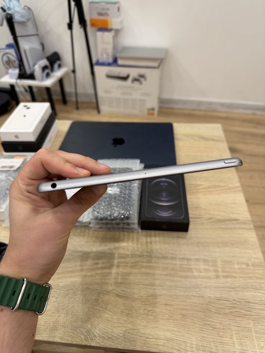 iPad 6 на запчастини