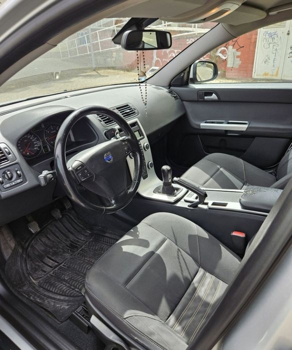 Volvo v50 ano 2010 -4000euros