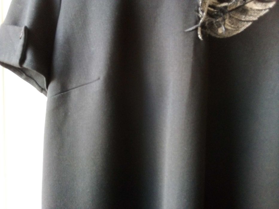 Sukienka czarna elegancka Blue Shadow r.44