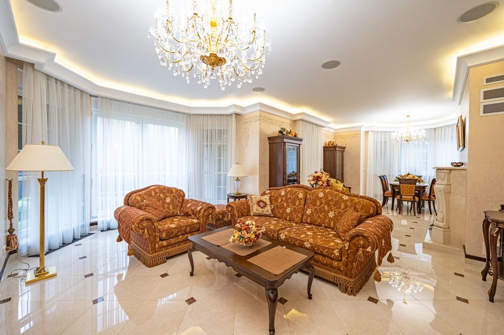 Продаётся VIP дом Киев 18 километров от Крещатика