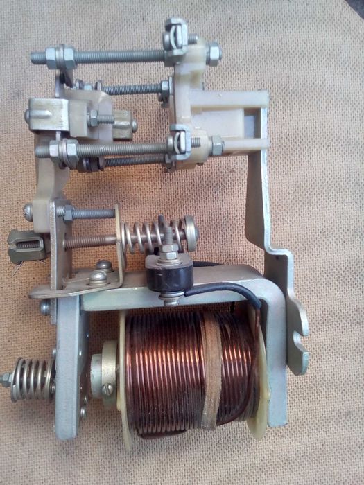 Реле токовое РЄВ-830, 10А