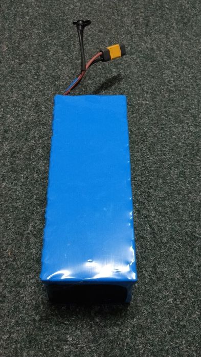 Литий-ионные аккумуляторы батареи новые 12V 240Ah и  24V 120Ah для БП!