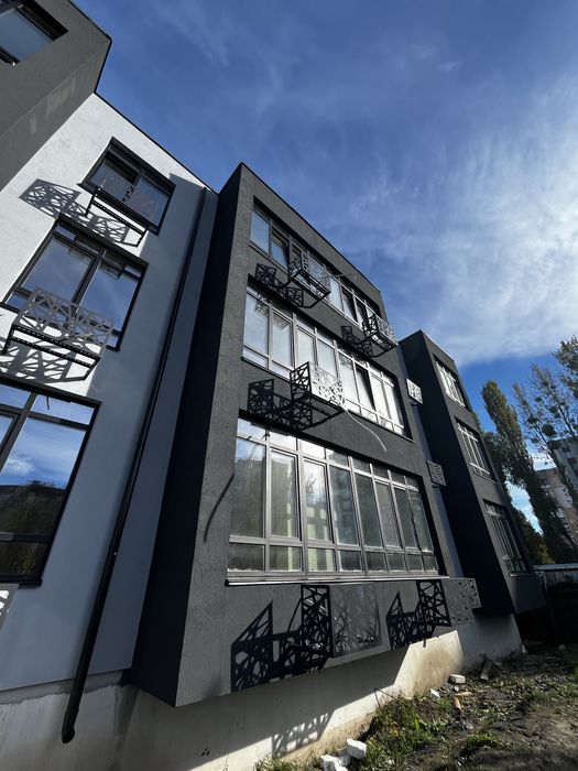 2 кімнатна квартира в клубному будинку