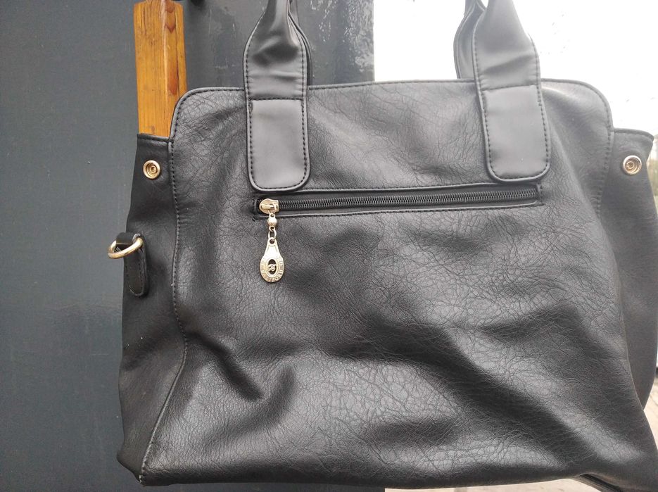 Продам женскую сумку