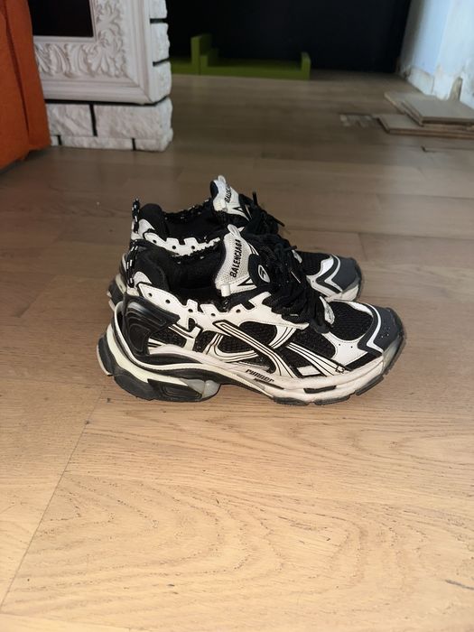 Balenciaga runner 7.5