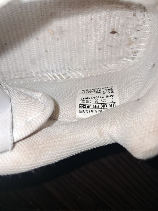 оригінальні BALENCIAGA майже в хорошому состоянии настаєша коша