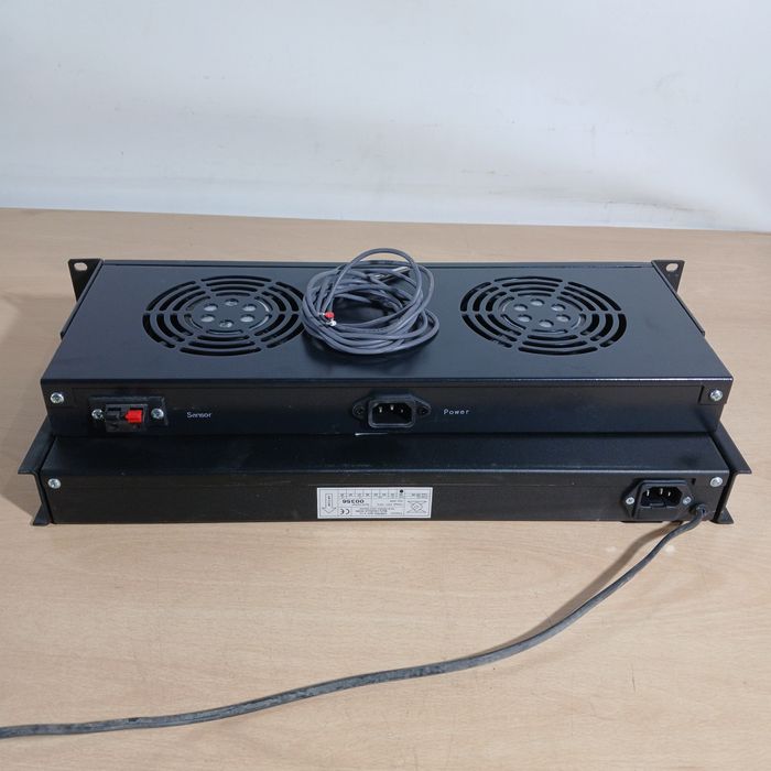 Вентблок 19" 1U для серв шафи