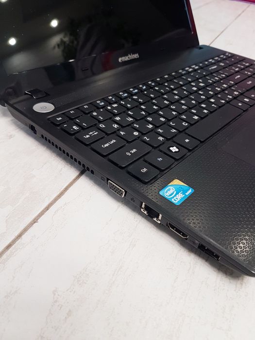 Ноутбук Emachines E732 i3-380M