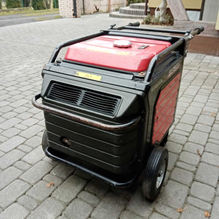 Honda EU 65 IS Profesjonalny agregat prądotwórczy generator 6,5 kW