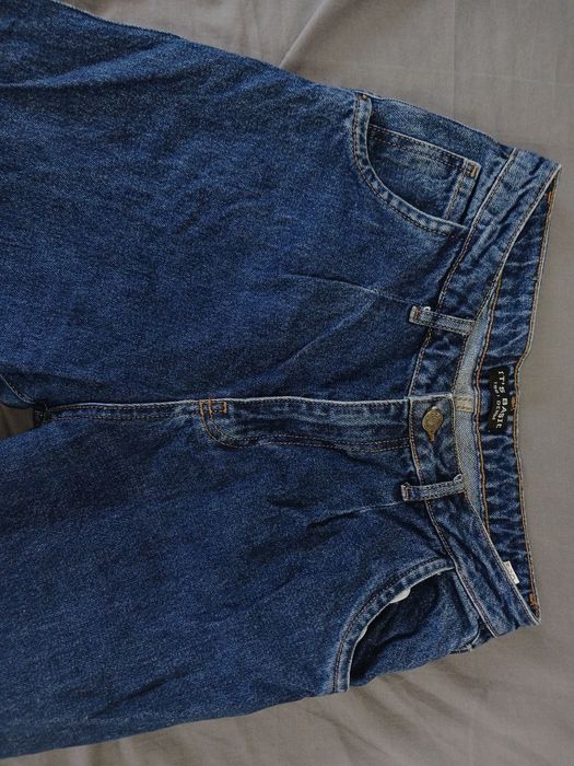 Джинси жіночі темні