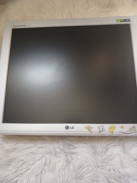 Монитор для компьютера lg