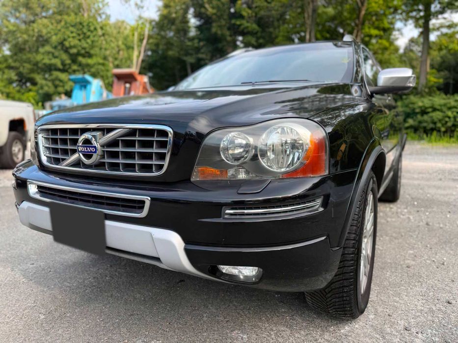 Volvo XC90      2013