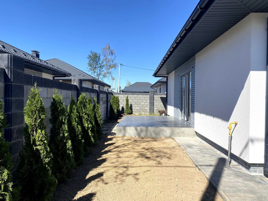 Якісний будинок з газом у котеджному містечку