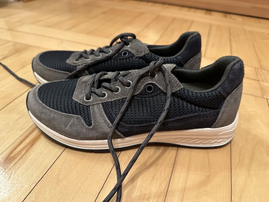 Nowe buty sportowe wojas wojskowe jagodzianki r.36